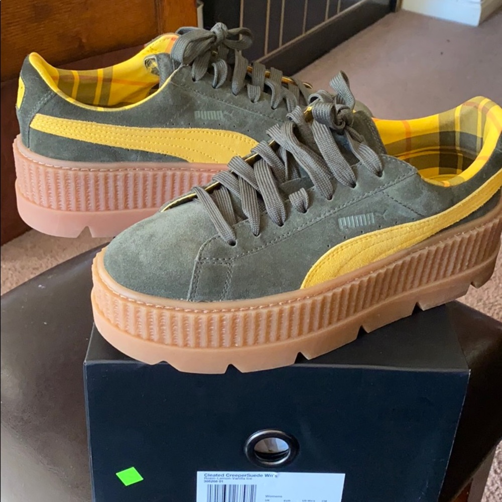 SOLD‼️‼️‼️Fenty Puma’s By Rihanna 😍